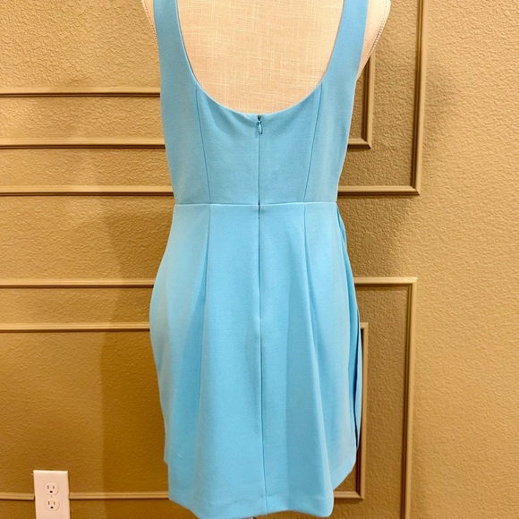 BADGLEY MISCHKA Elegant Blue Asymmetrical Sleeveless Dress. Size 10 - Picture 5 of 9